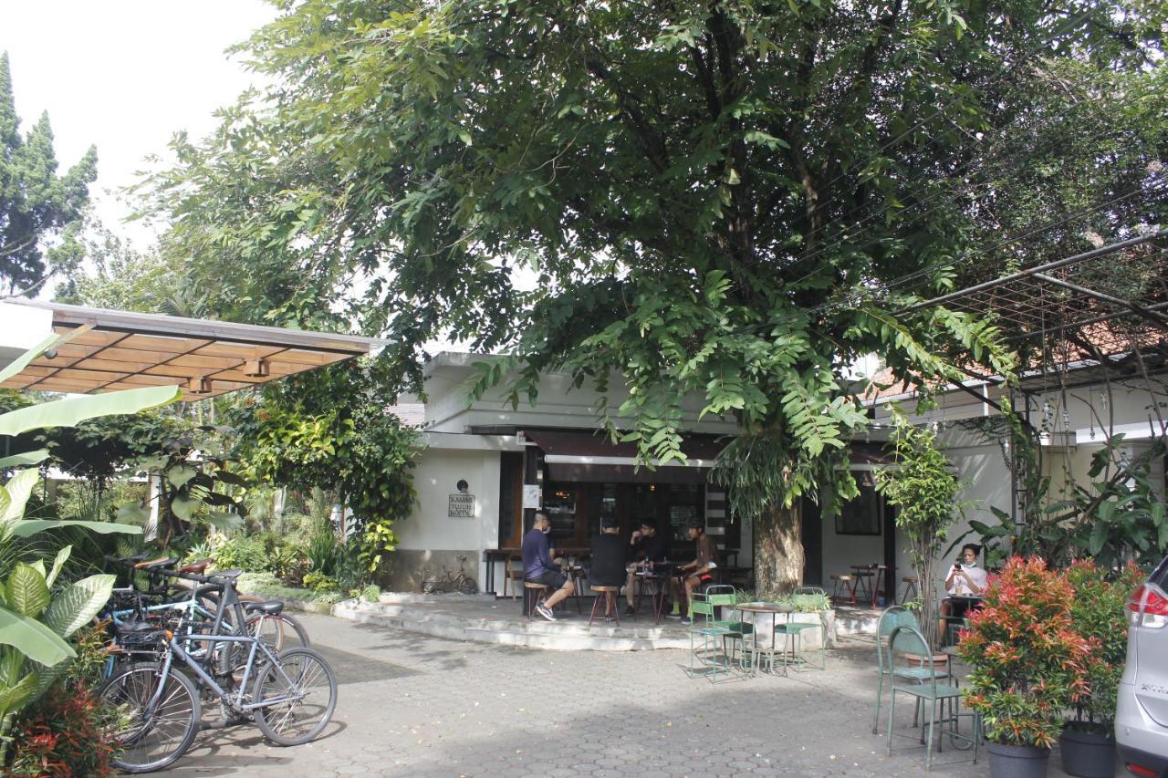 Hotel Bumi Asih Gedung Sate Bandung Exterior photo