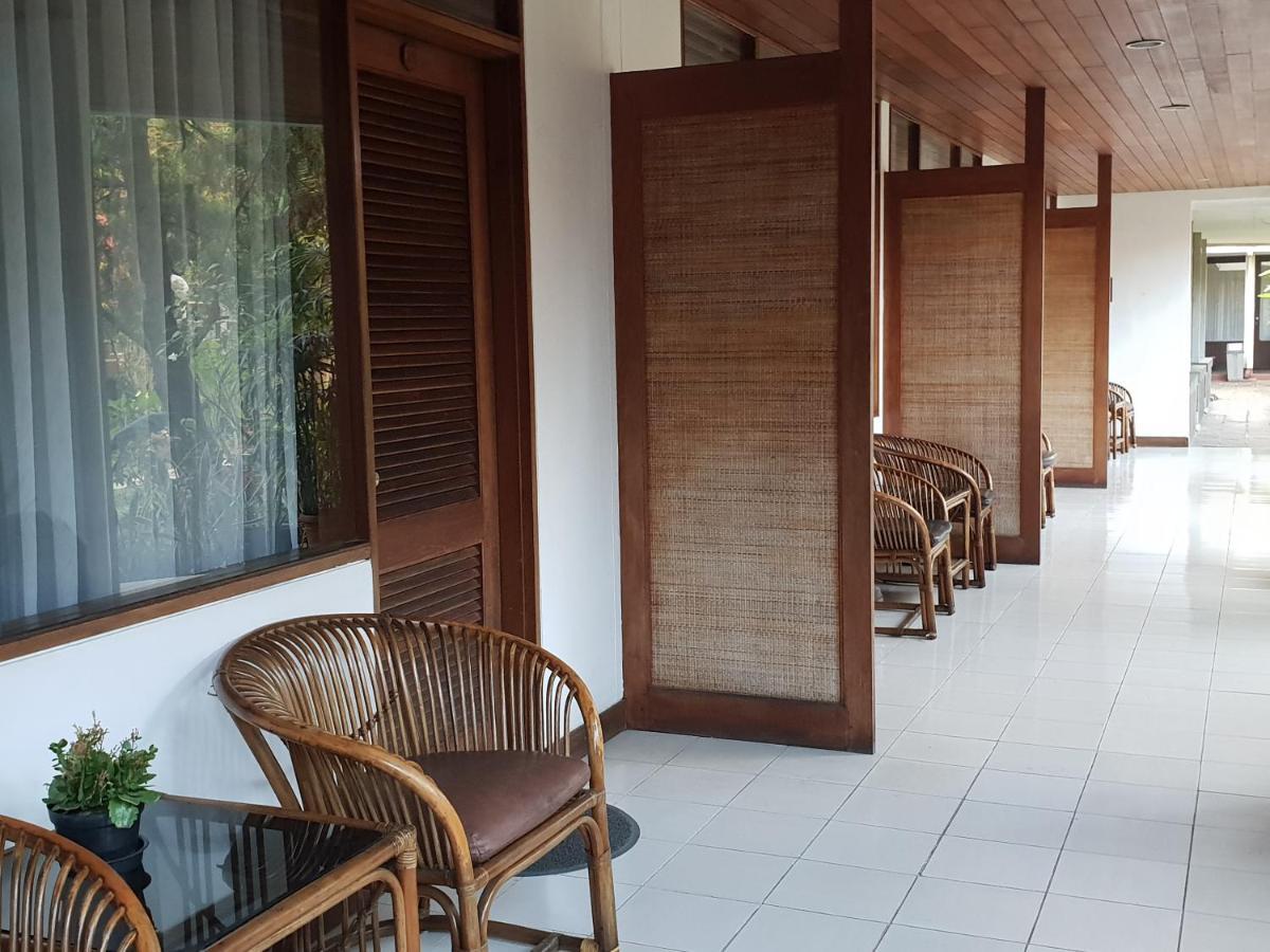 Hotel Bumi Asih Gedung Sate Bandung Exterior photo