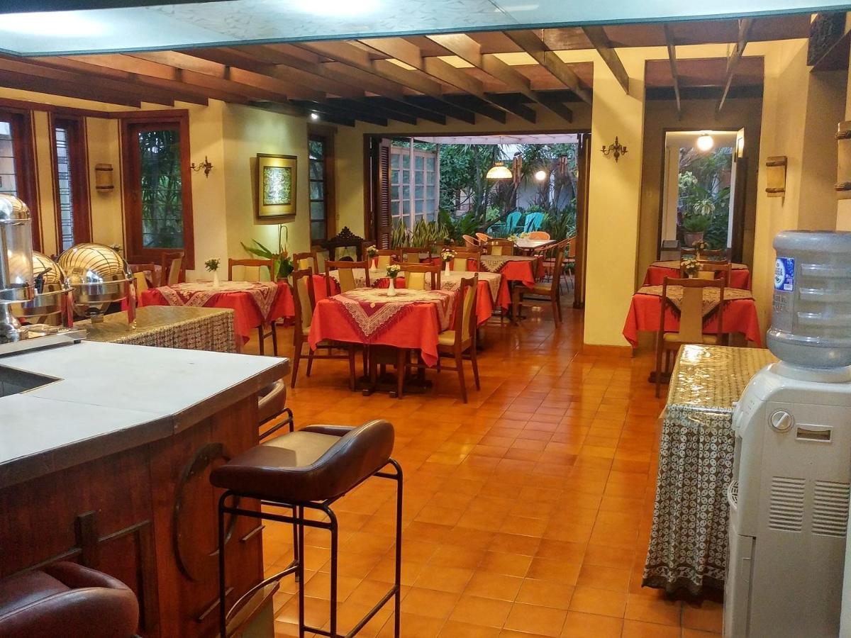 Hotel Bumi Asih Gedung Sate Bandung Exterior photo
