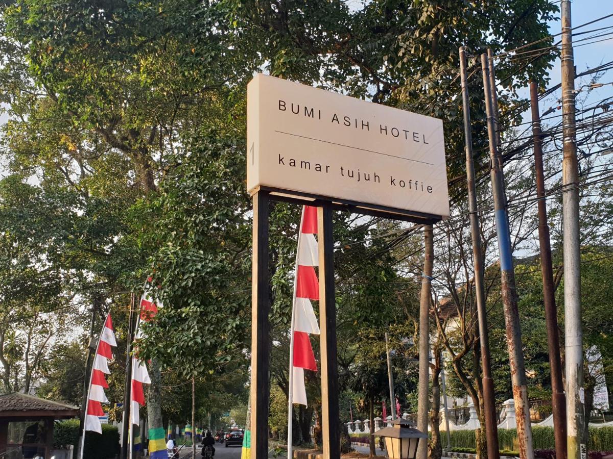 Hotel Bumi Asih Gedung Sate Bandung Exterior photo